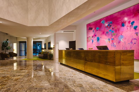 Eatons Hill Hotel - Bed n Breakfasts 0