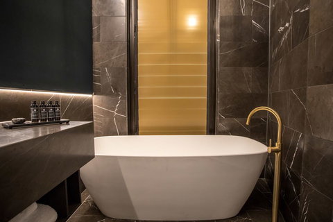 Eatons Hill Hotel - Bed n Breakfasts 27