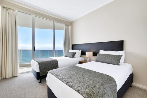 Pacific Views Resort - Accommodation Australia 3