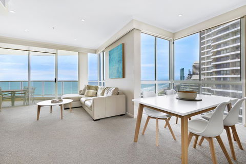 Pacific Views Resort - Accommodation Australia 1