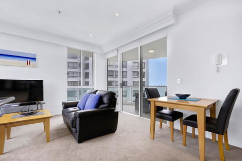 Pacific Views Resort - Accommodation Australia 20