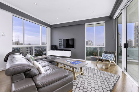 Pacific Views Resort - Accommodation Australia 11