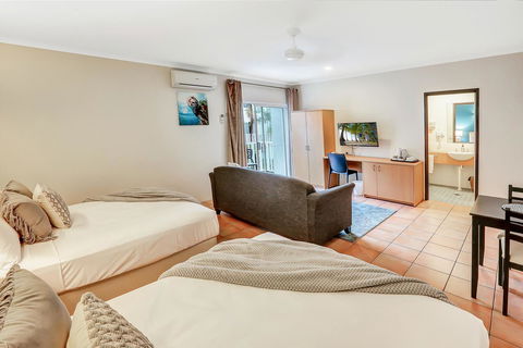 Coral Tree Inn - Accommodation Australia 15