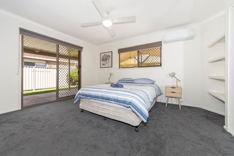 Waterfront Theme Park Getaway - Accommodation Australia 7