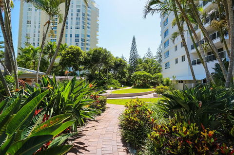 Oscar On Main Beach Resort - Accommodation Australia 21