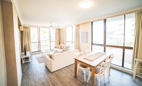 Capricorn One Beachside Holiday Apartments - Official - Australia Shopping 4