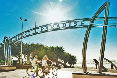 Capricorn One Beachside Holiday Apartments - Official - Australia Shopping 24