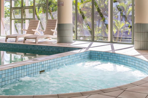 The Meriton Apartments On Main Beach - Accommodation Australia 32