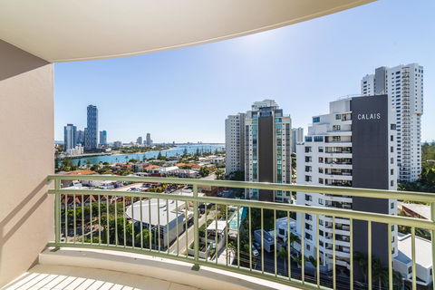 The Meriton Apartments On Main Beach - Accommodation Australia 7