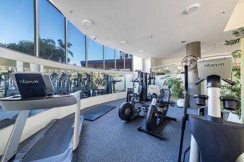 The Meriton Apartments On Main Beach - Accommodation Australia 30