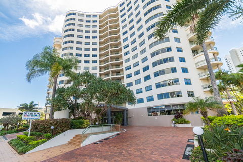 The Meriton Apartments On Main Beach - Accommodation Australia 38