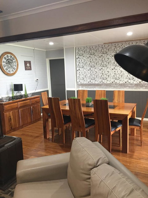 Malanda Manor Guesthouse - Local Tourism 9