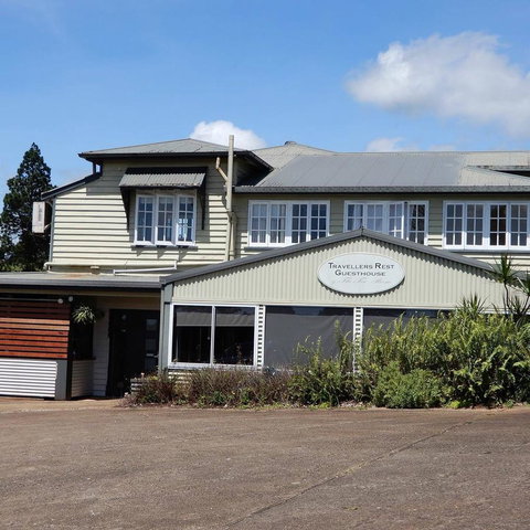 Malanda Manor Guesthouse - Local Tourism 4