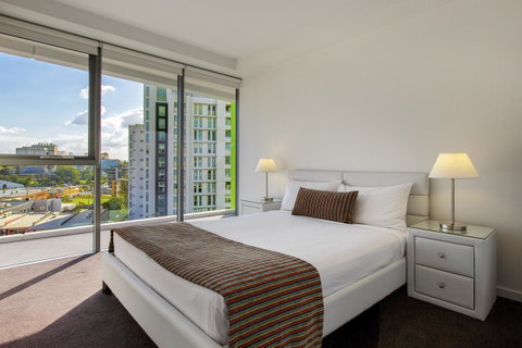 Code Apartments - Bed n Breakfasts 24
