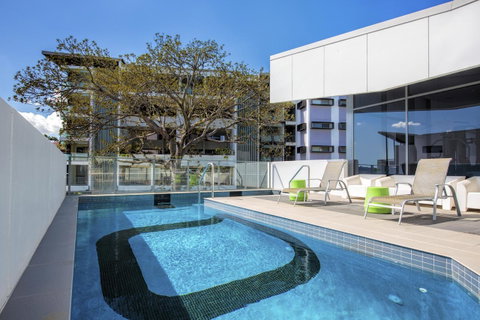 Code Apartments - Bed n Breakfasts 11