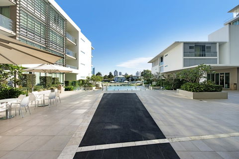 ULTIQA Freshwater Point Resort - Accommodation Australia 44