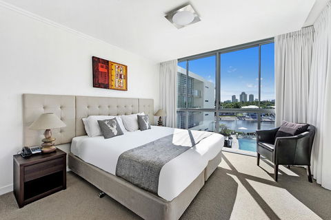 ULTIQA Freshwater Point Resort - Accommodation Australia 7