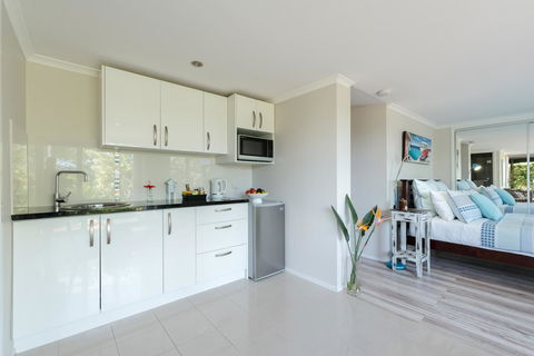 Private Guest Suite High On Currumbin Hill - Local Tourism 5