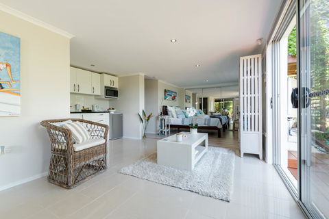 Private Guest Suite High On Currumbin Hill - Local Tourism 9