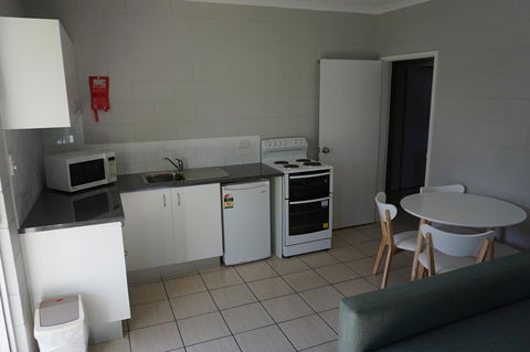 YAL Cairns - A Motel That Makes A Difference - Accommodation Australia 26