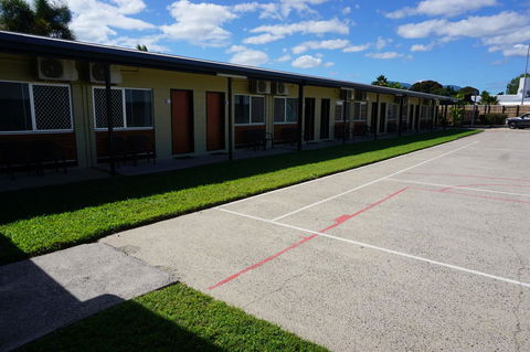 YAL Cairns - A Motel That Makes A Difference - Accommodation Australia 41