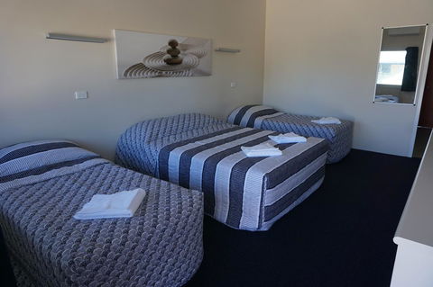 YAL Cairns - A Motel That Makes A Difference - Accommodation Australia 17