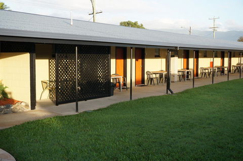 YAL Cairns - A Motel That Makes A Difference - Accommodation Australia 38