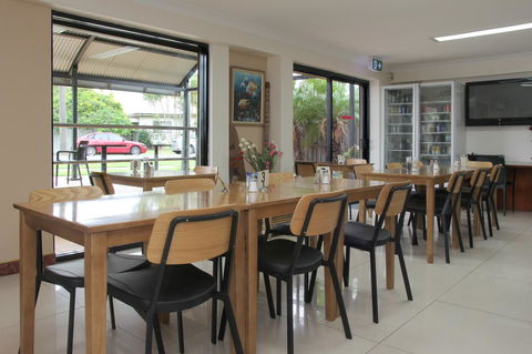 Novena Palms Motel - Accommodation Australia 27