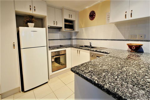 Key Largo Holiday Apartments - Accommodation Australia 34