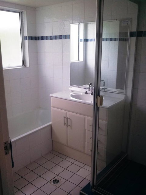 Tranquil Shores - Australia Shopping 27