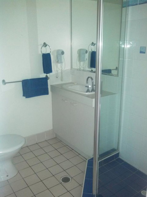 Tranquil Shores - Australia Shopping 33