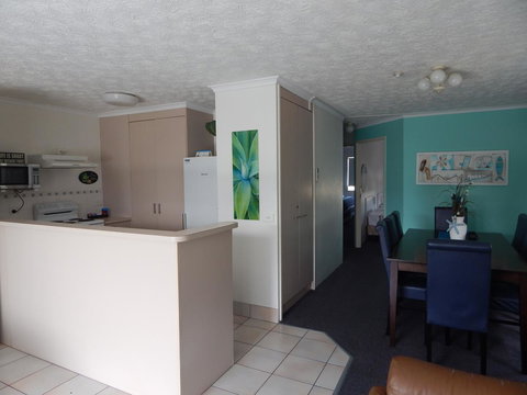 Tranquil Shores - Australia Shopping 23