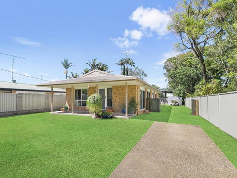 Beautiful Home- Walk To Beach-Short Drive To Noosa - Australia Shopping 7