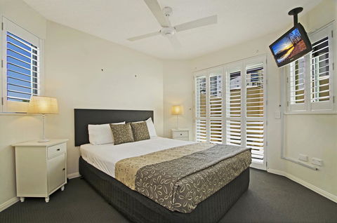 Malibu Apartments - Australia Shopping 6