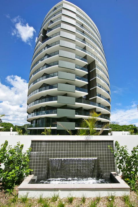 Ambience On Burleigh Beach - Australia Shopping 33
