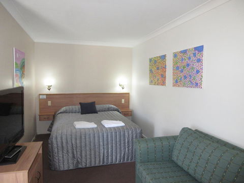Riviera On Ruthven - Accommodation Australia 5