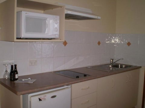 Riviera On Ruthven - Accommodation Australia 27