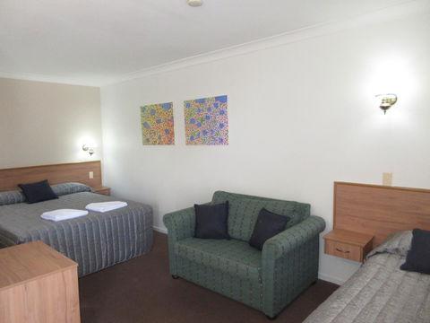 Riviera On Ruthven - Accommodation Australia 2