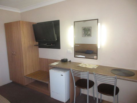 Riviera On Ruthven - Accommodation Australia 11