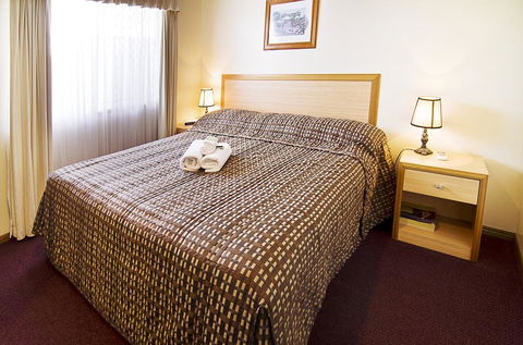 Riviera On Ruthven - Accommodation Australia 24