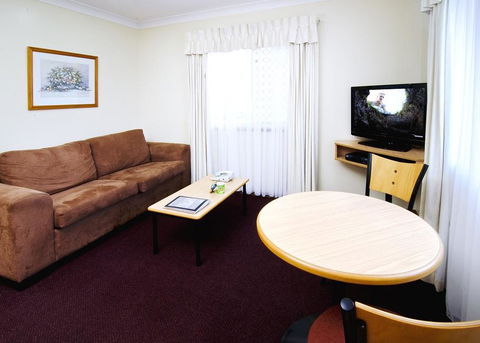 Riviera On Ruthven - Accommodation Australia 22