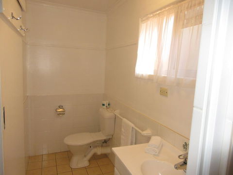Riviera On Ruthven - Accommodation Australia 6