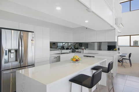 Burleigh Esplanade Apartments - Accommodation Australia 33