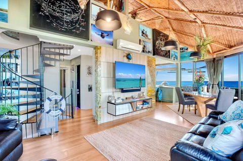 Burleigh Esplanade Apartments - Accommodation Australia 5