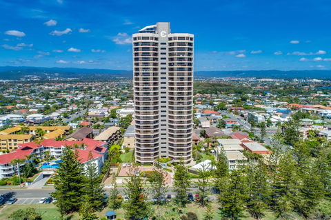 Burleigh Esplanade Apartments - Accommodation Australia 13