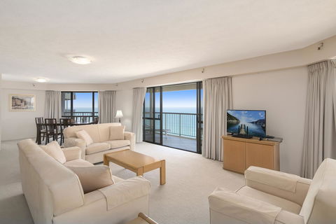 Burleigh Esplanade Apartments - Accommodation Australia 16