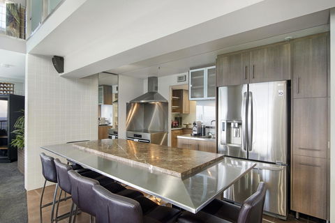 Burleigh Esplanade Apartments - Accommodation Australia 18