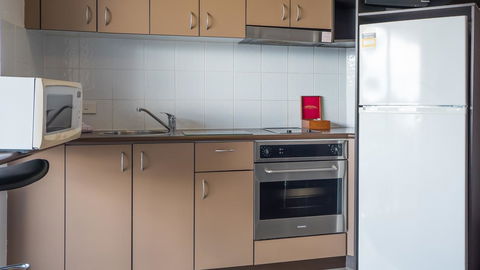 Broadbeach Savannah Resort - Accommodation Australia 31