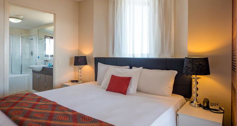 Broadbeach Savannah Resort - Accommodation Australia 42
