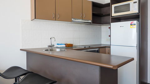 Broadbeach Savannah Resort - Accommodation Australia 26